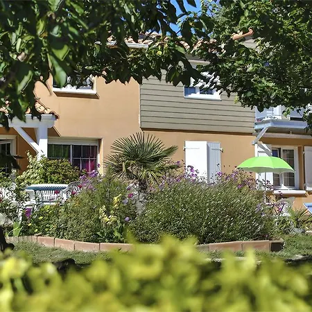 Olekate アパート