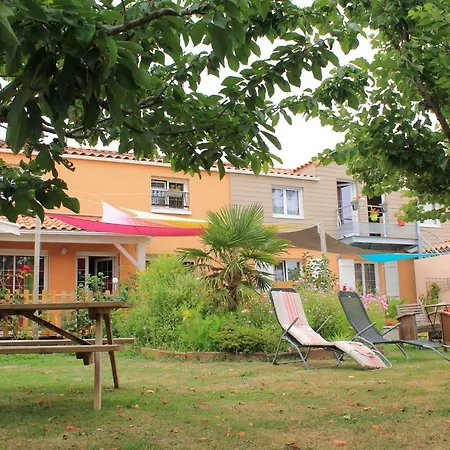 Olekate アパート