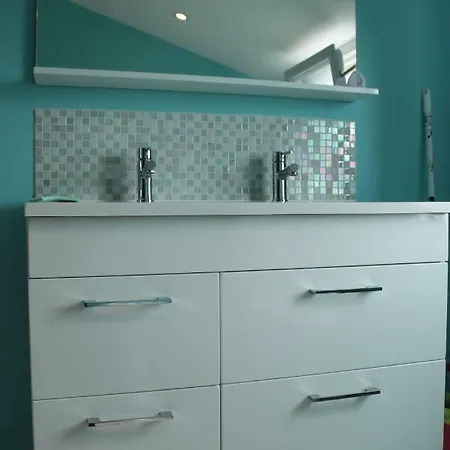 Olekate * レ・サ​​ーブル・ドロンヌ