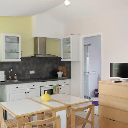 Apartment Olekate *